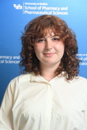 Laura Weinstein, PhD student in the Department of Pharmaceutical Sciences. 