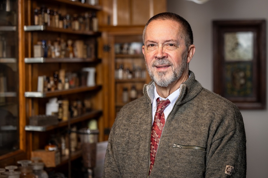 Karl Williams, JD, MBA, BS '80, director of legislative advocacy and clinical professor of pharmacy practice, in UB SPPS Apothecary. 